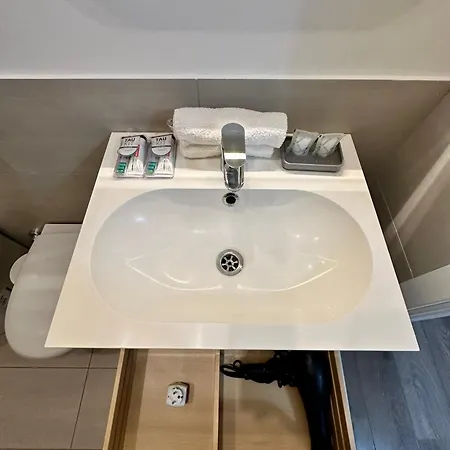 Purple House - Garibaldi Fs