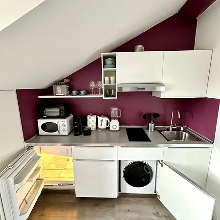 Purple House - Garibaldi Fs * ميلان